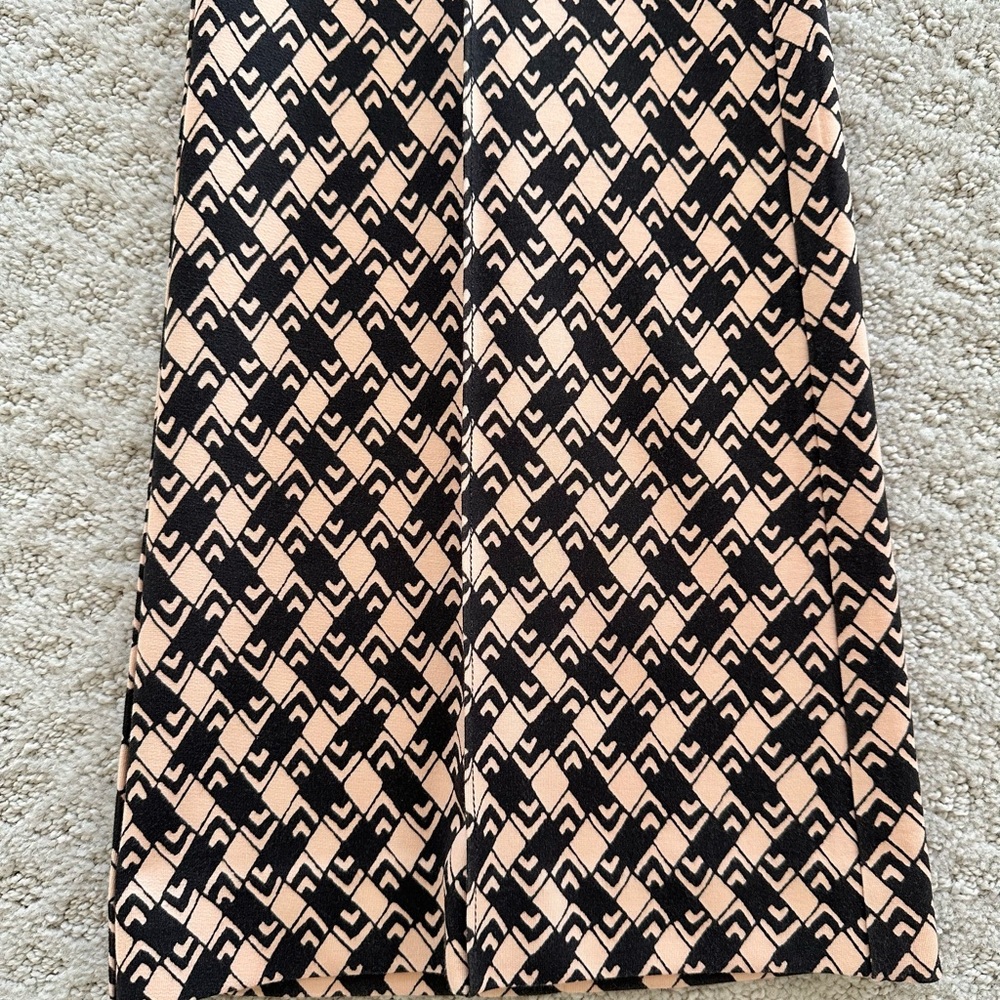 Maeve Anthropologie Printed Flare Pants Size 2 Boho Geometric - Picture 6 of 7